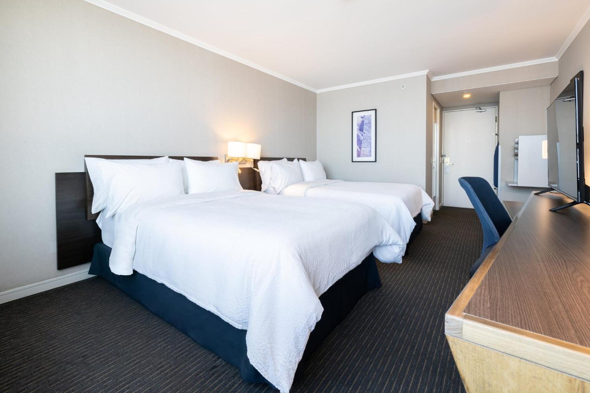 Express - By Ihg Hotel 4*