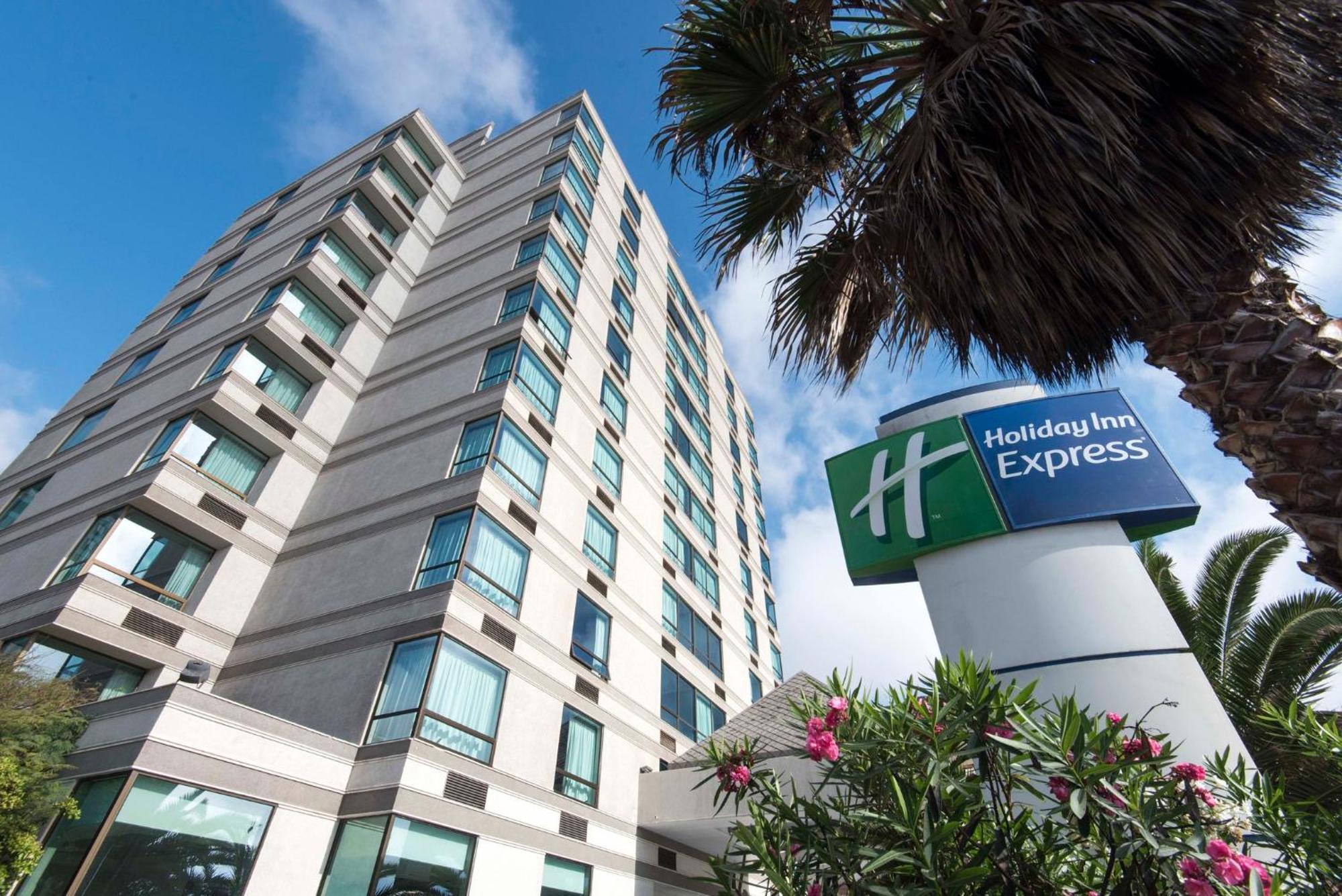 Express - By Ihg 4*